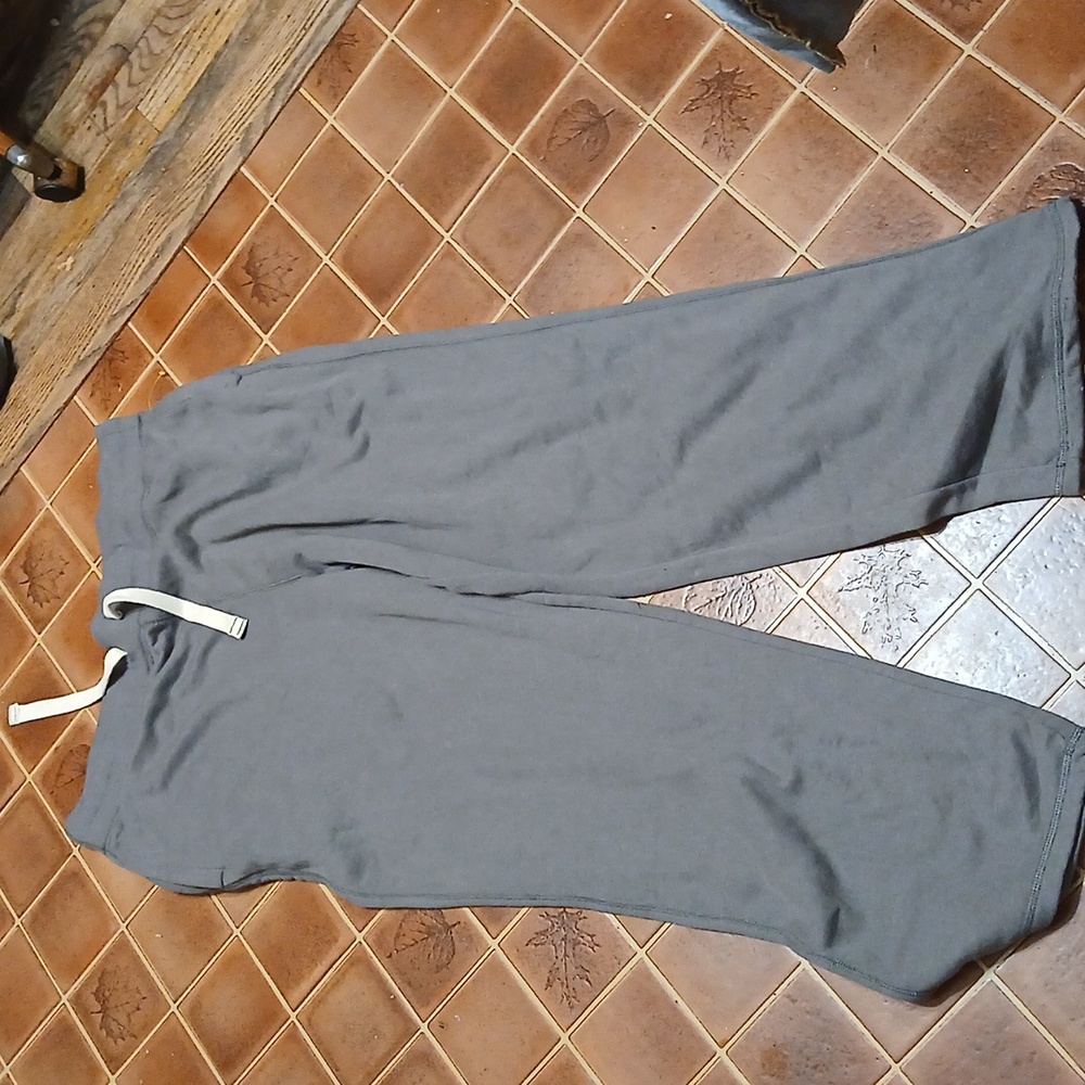 Old navy men's oversize sweatpants - Picture 7 of 8